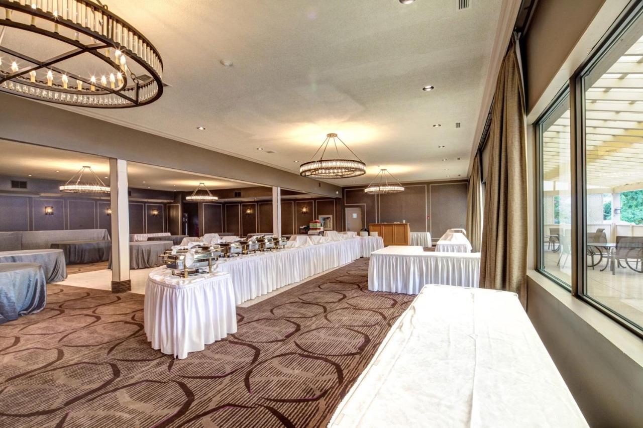 Best Western Plus Guildwood Inn Sarnia Buitenkant foto